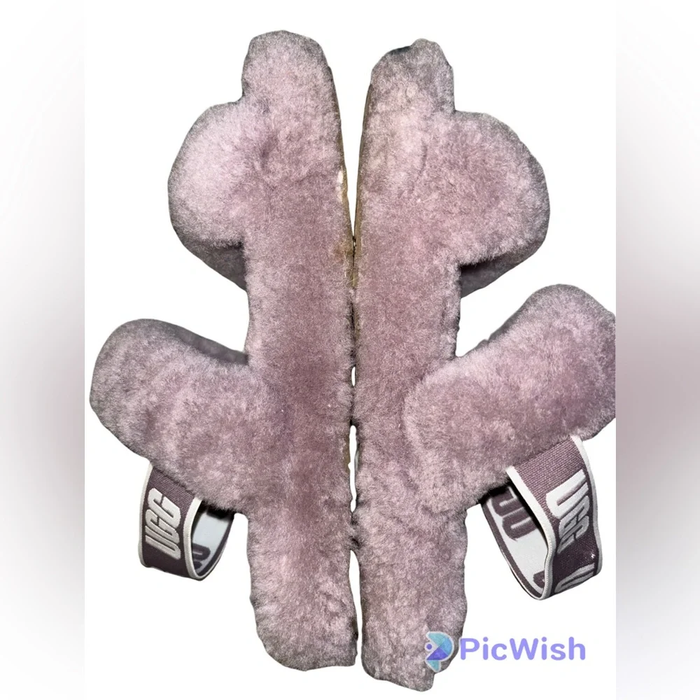 Girls UGG slippers SIZE 1 (little girl)